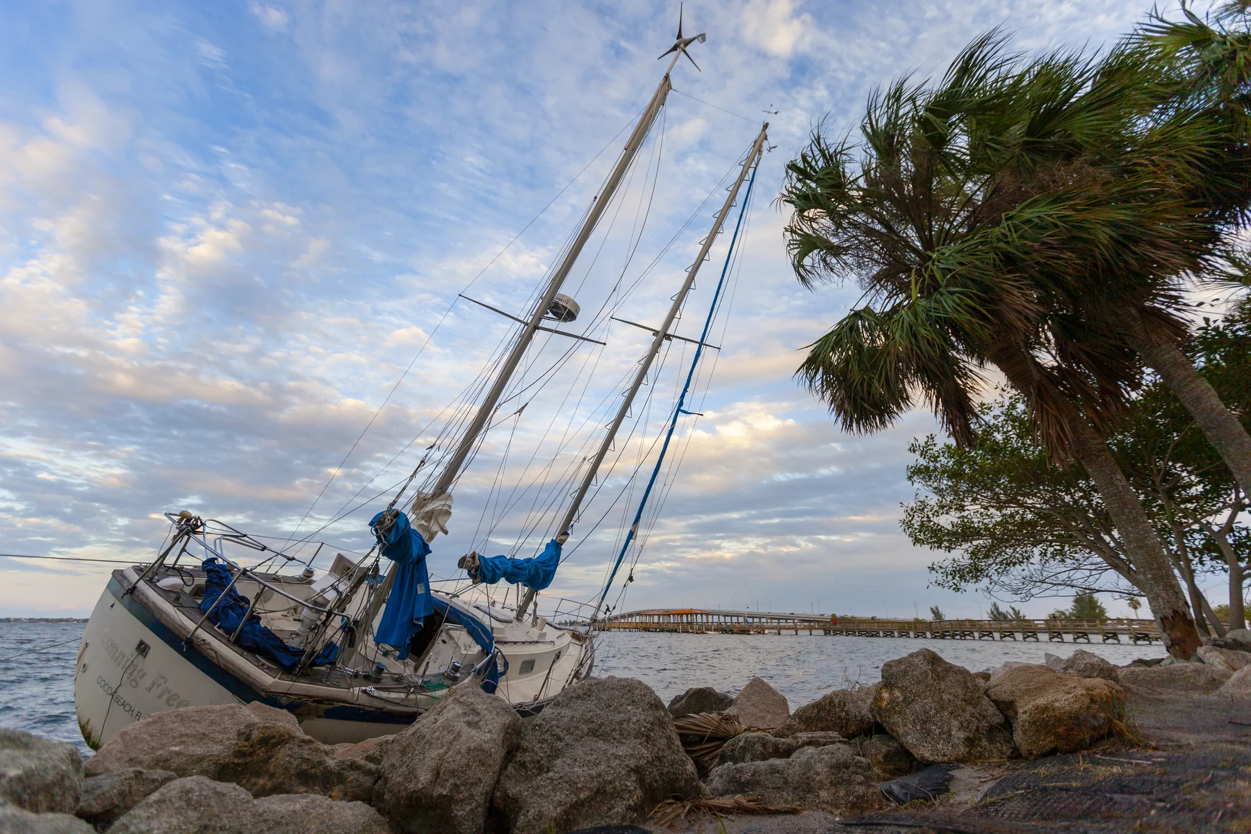 Coastal landscape photography by 321 Native Photography